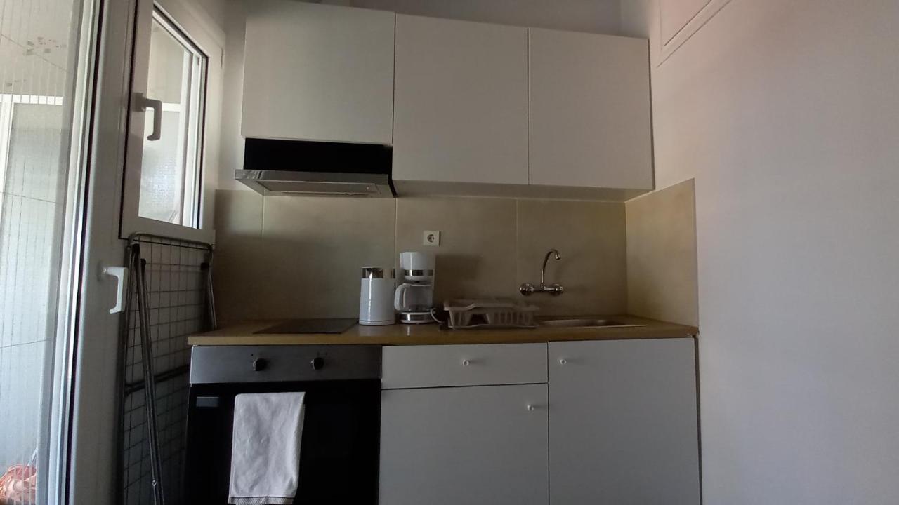 Ionias Cozy By Zain Appartement